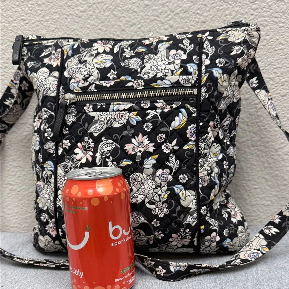 Vera Bradley Zip Top Hippy Crossbody Black and White Floral Bag - Picture 8 of 10
